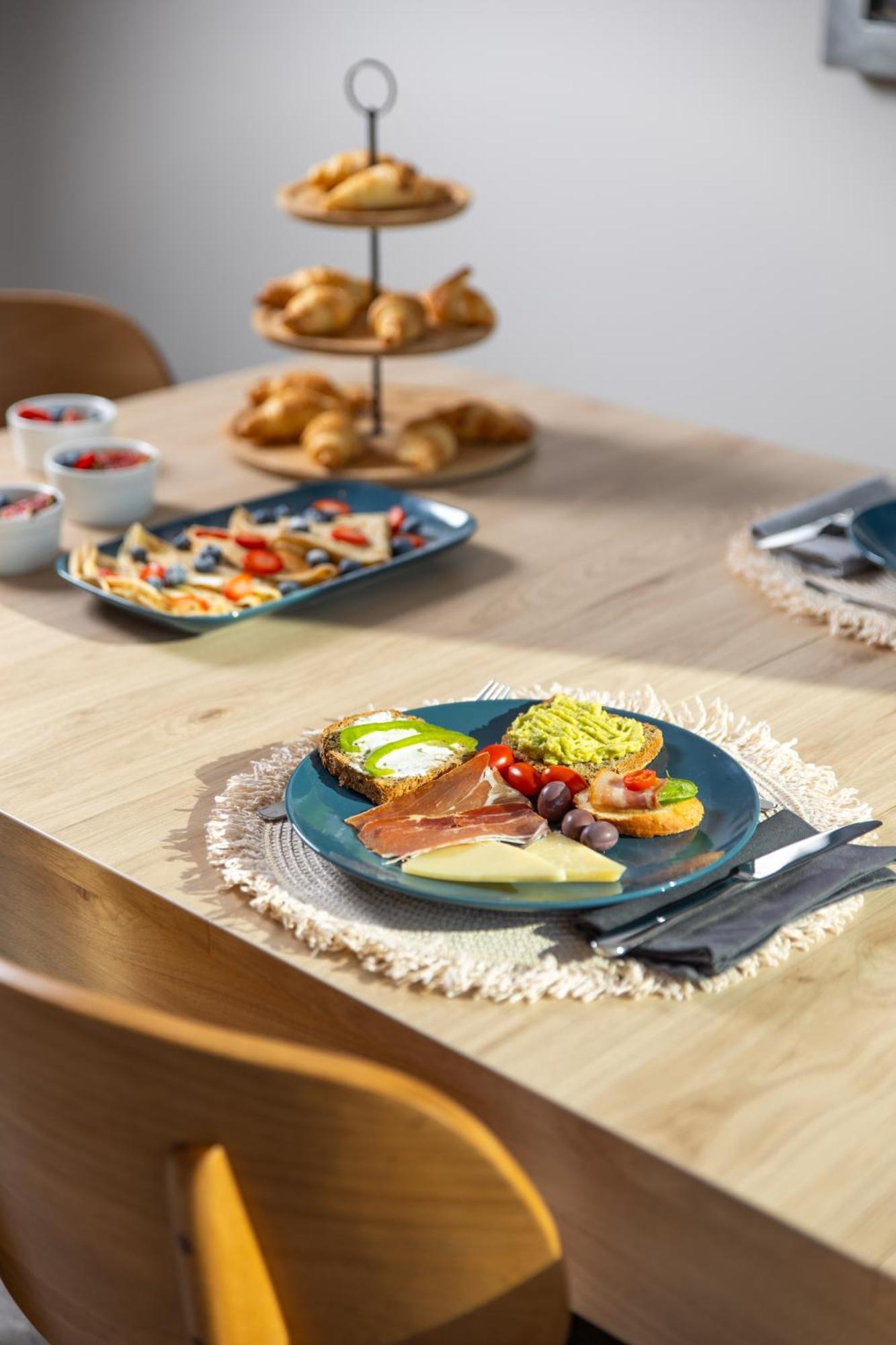 Perunika Bed & Breakfast Mošćenička Draga Exteriör bild